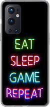 Geschikt voor OnePlus 9 Pro hoesje - Gaming - Led - Quote - Eat sleep game repeat - Gamen - Siliconen Telefoonhoesje