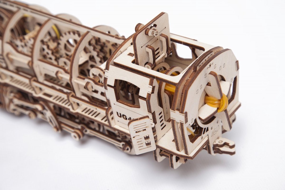 Ugears Modelbouw Hout Locomotief — afbeelding 9