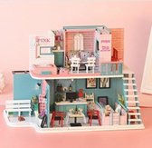 Miniatuur - Pink café - met lijm - zonder stofkap