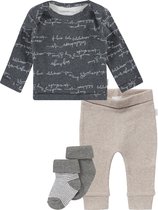 Noppies - Kledingset - 3delig - Grijs Shirt - Taupe broek - 2p sokken -Maat 68