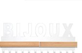 Sieradenhouder wit voor muur - wand voor kettingen met woord Bijoux metaal en houten sieradenstandaard Galeara design Rika