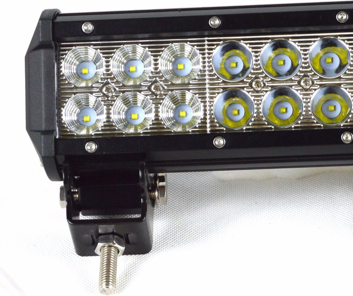 Boncak 6x24W Led-werklamp Motorfiets 12 volt led Wit Ovaal Extra schijnwerper Schijnwerper Vloedlicht voor Offroad Fietsen Bulldozer