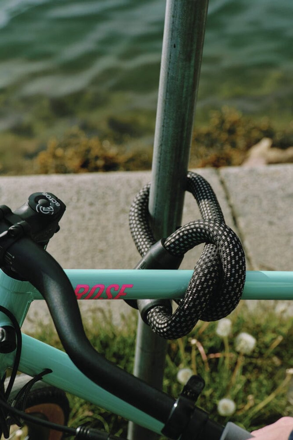 Fietsslot ABUS Textiel-kettingslot - YARNIT™ 4004K - Security level 7 - zwart - 85 cm - Geschikt voor elektrische fietsen en stadsfietsen - lichtgewicht - slechts 0,7 kg – foto 6