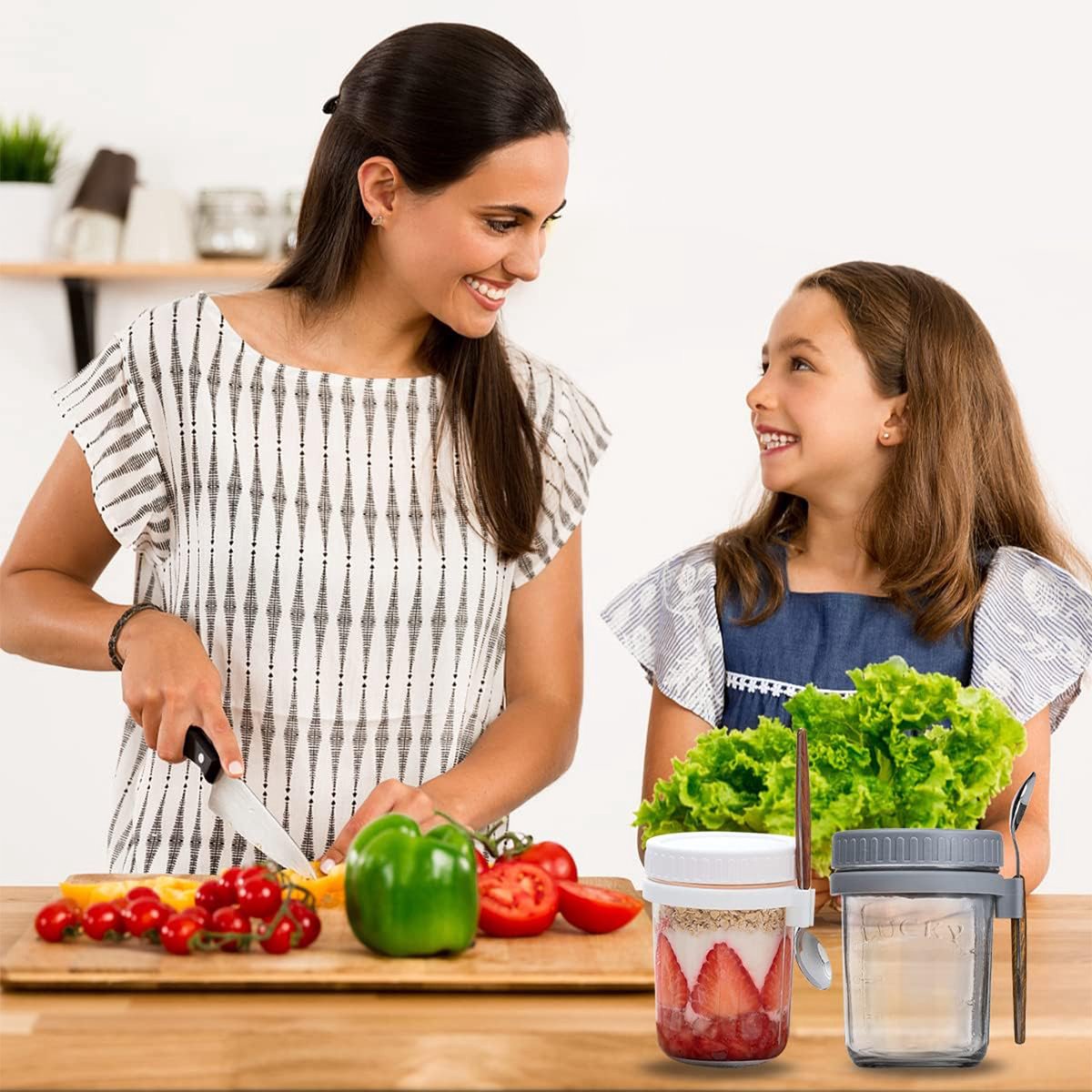 REDOM Beker 350 ml – 2-delige set met lepel – Glazen voorraadpot met luchtdichte deksel – Voor ontbijt, yoghurt, havermout en smoothie bowls – Glas & PP
