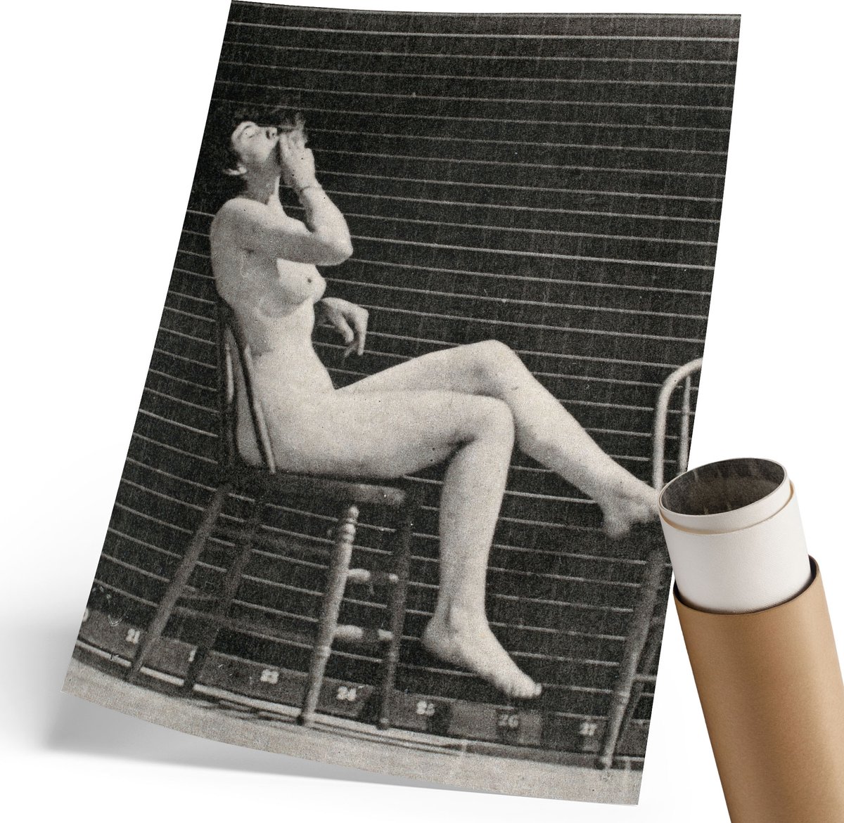 Coloray Polycanvas Wandposter - Vrouw Zit Naakt, Fotografie - 210 x 297 mm - Zwart Motief - Rechthoek - Interieurdecoratie - Woonkamer, Slaapkamer, Kantoor - Klassiek