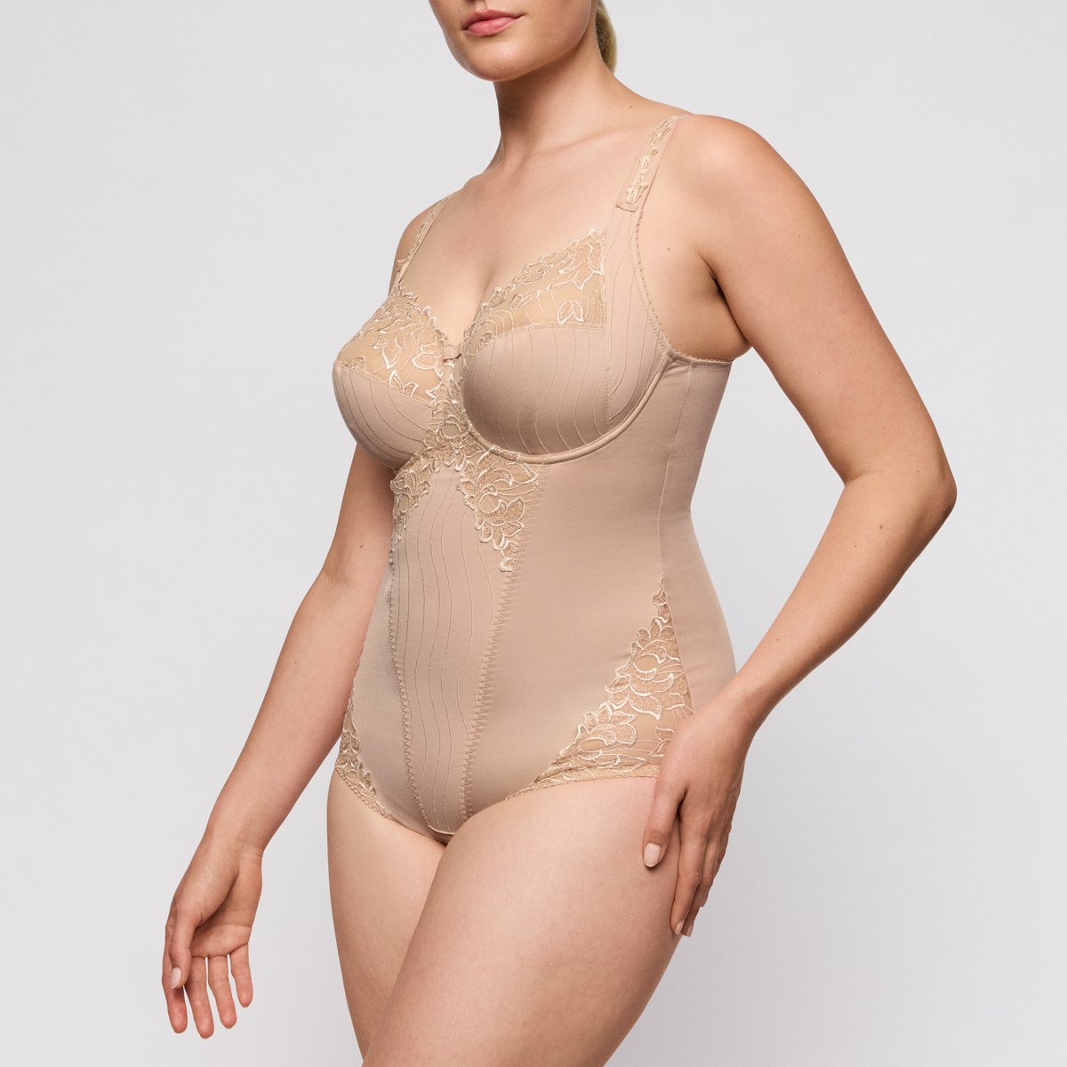 PrimaDonna Deauville Body 0461810 Caffé Latte - maat EU 90F / FR 105F