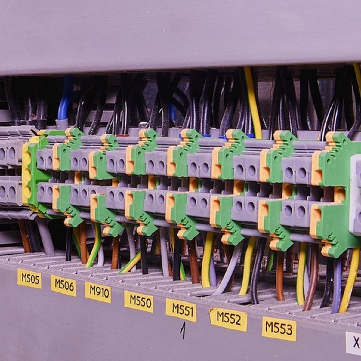 Allecto - Her Kindness DIN-railaansluitblok kit - Automatiseringsprojecten