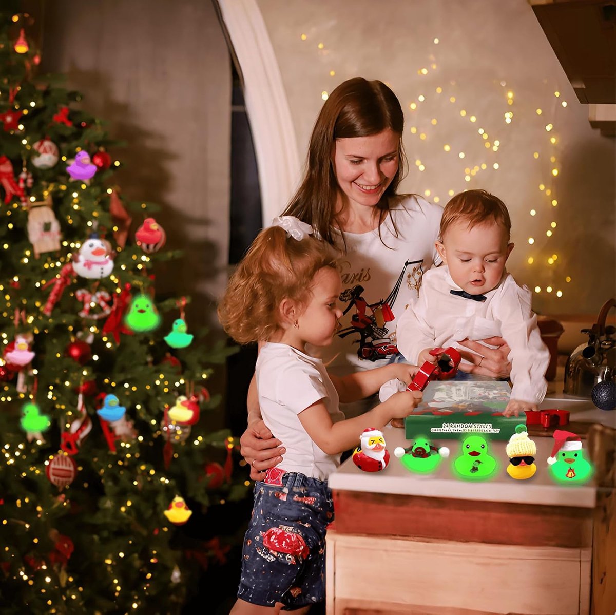 Kerstmis - kerstmis decoratie - kerstcadeau - kerstcadeauset - 24 kersteendjes van rubber - 24 aftellen naar Kerstmis - Kerstkousvulling - Badspeelgoed als kerstcadeau - Leuke cadeautjes voor een feestje