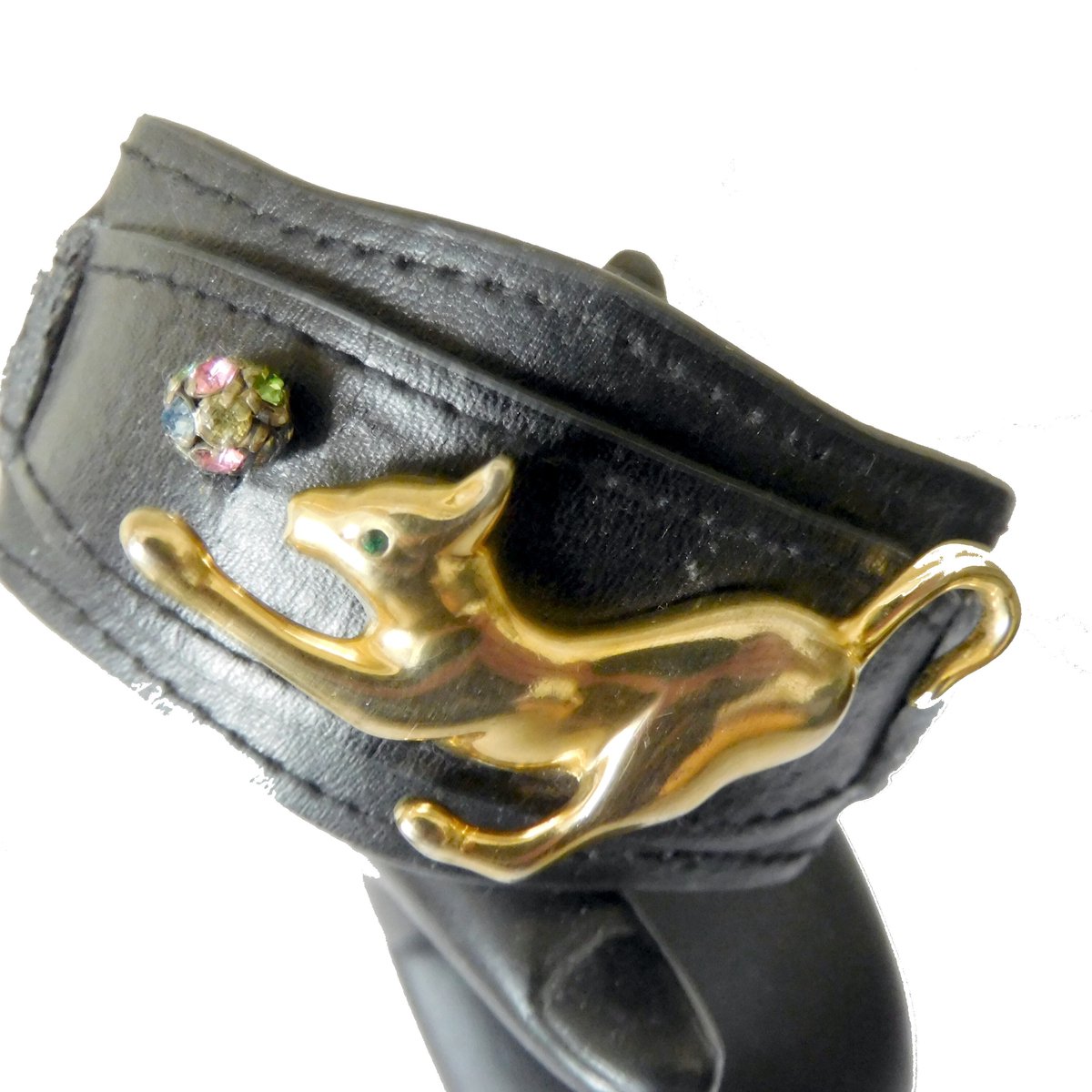 Hetty'S - Leren armband - Goldplated speelse kat - Zilveren bal - Maat verstelbaar van 17 tot 21 cm