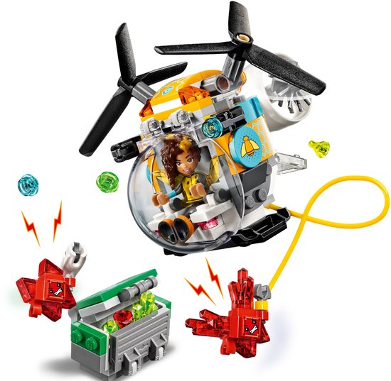LEGO Bumblebee helikopter met speelgoedfiguur, kristallen en vliegende robots