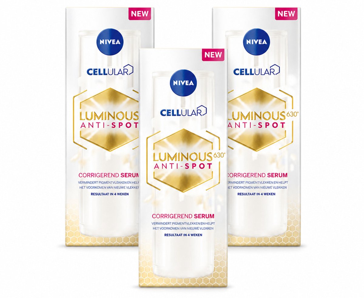 3 x NIVEA - Gezichtsserum - CELLular LUMINOUS630 Tegen Vlekken - Tegen pigmentvlekken - Voor alle huidtypen - Met Hyaluron & Vitamine E - 30 ml - Bulkverpakking - 3 stuks