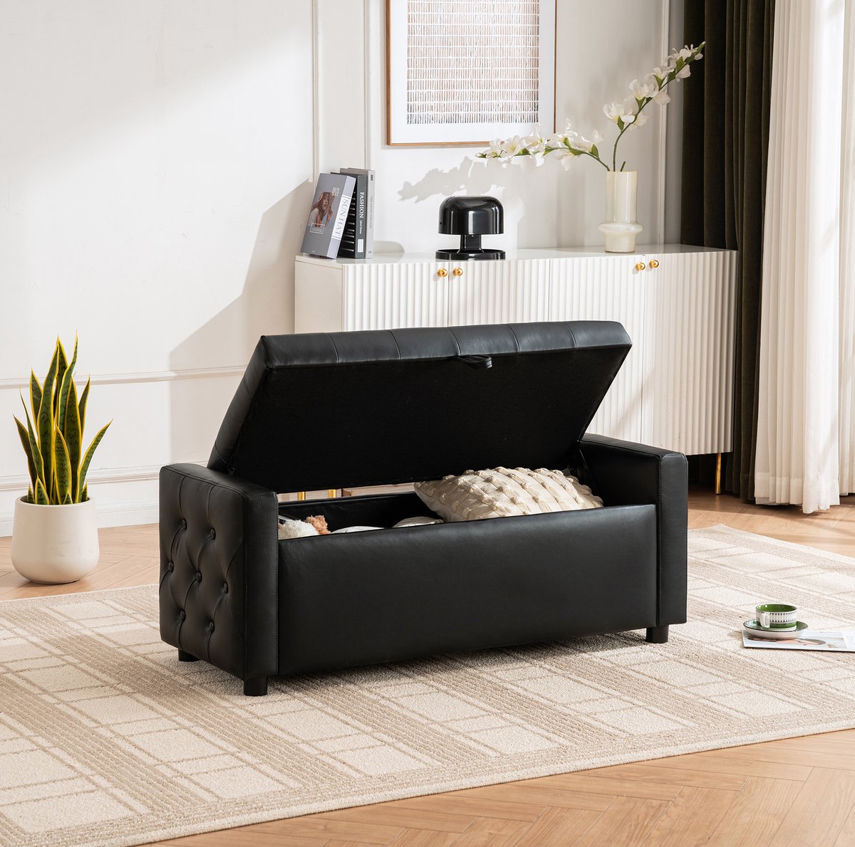 MIVRAY Voetenbankje Met Opbergruimte – Getuft Design – 122 x 45 x 47 cm – Kunstleer En Hout – Zwart – Voor Woonkamer En Slaapkamer
