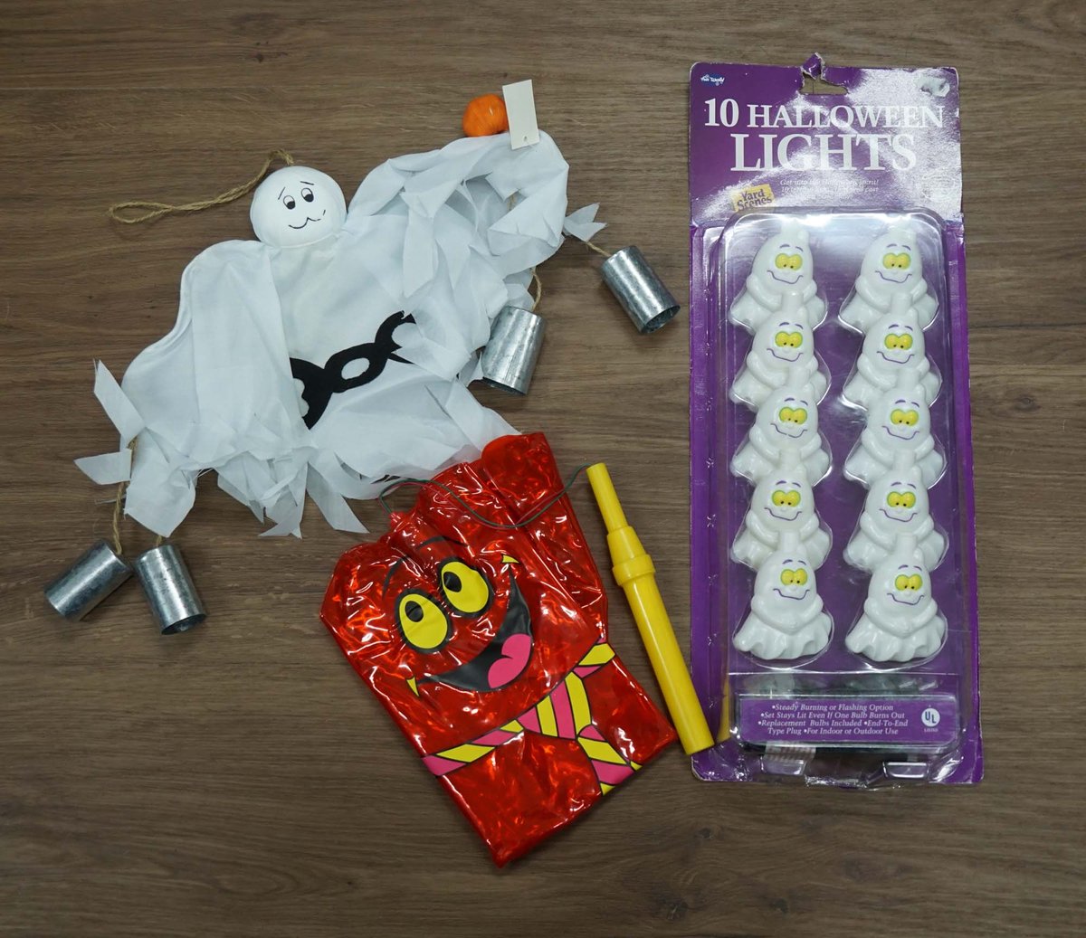 Spook pakket - halloween spookje pakket - spookjes verlichting 10 lampjes - decoratie spookje - opblaas spook - halloween decoratie - spooktocht accessoires - halloween verlichting