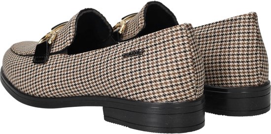 Achterkant van damesloafers van Rieker met pied-de-poule patroon, bruin en zwart, met gouden gesp.