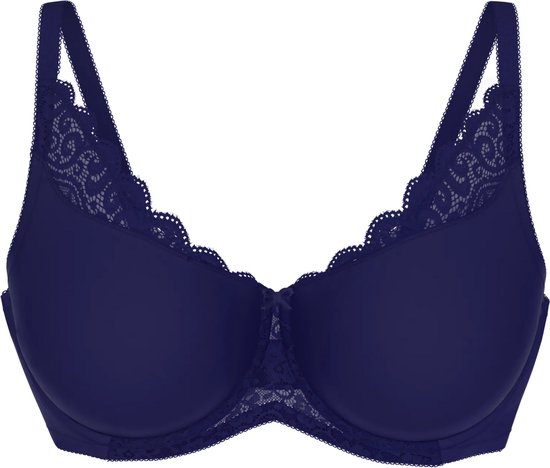 Navyblauwe beha met kanten randjes en strikje op de cups.