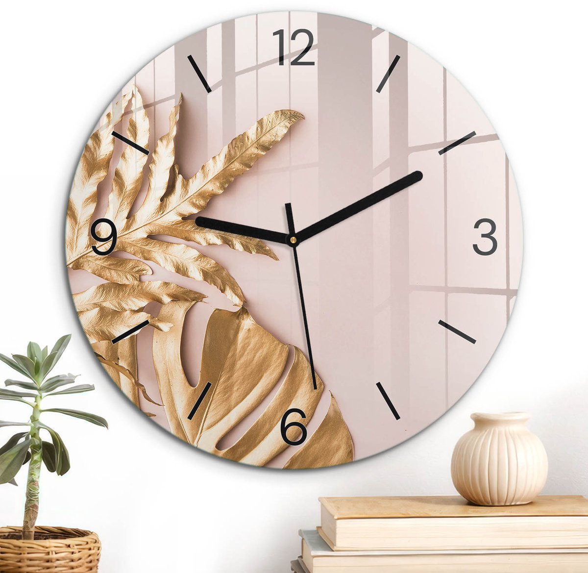 ArtPrintCave Beige Glazen Klok - Wandklok 30 cm - Muurklok Rond - Beige Bladeren Unieke Klok - Natuur Stille Wandklok - Zwarte Klokwijzers