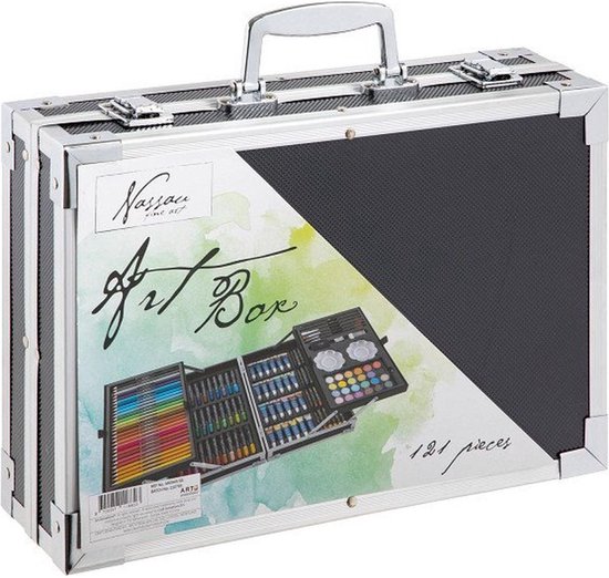 Zilverkleurige kunstkoffer met zwarte zijkanten, opengewerkt met diverse kunstbenodigdheden zoals potloden, verf en penselen. "Nassau Fine Art Art Box 121 pieces".