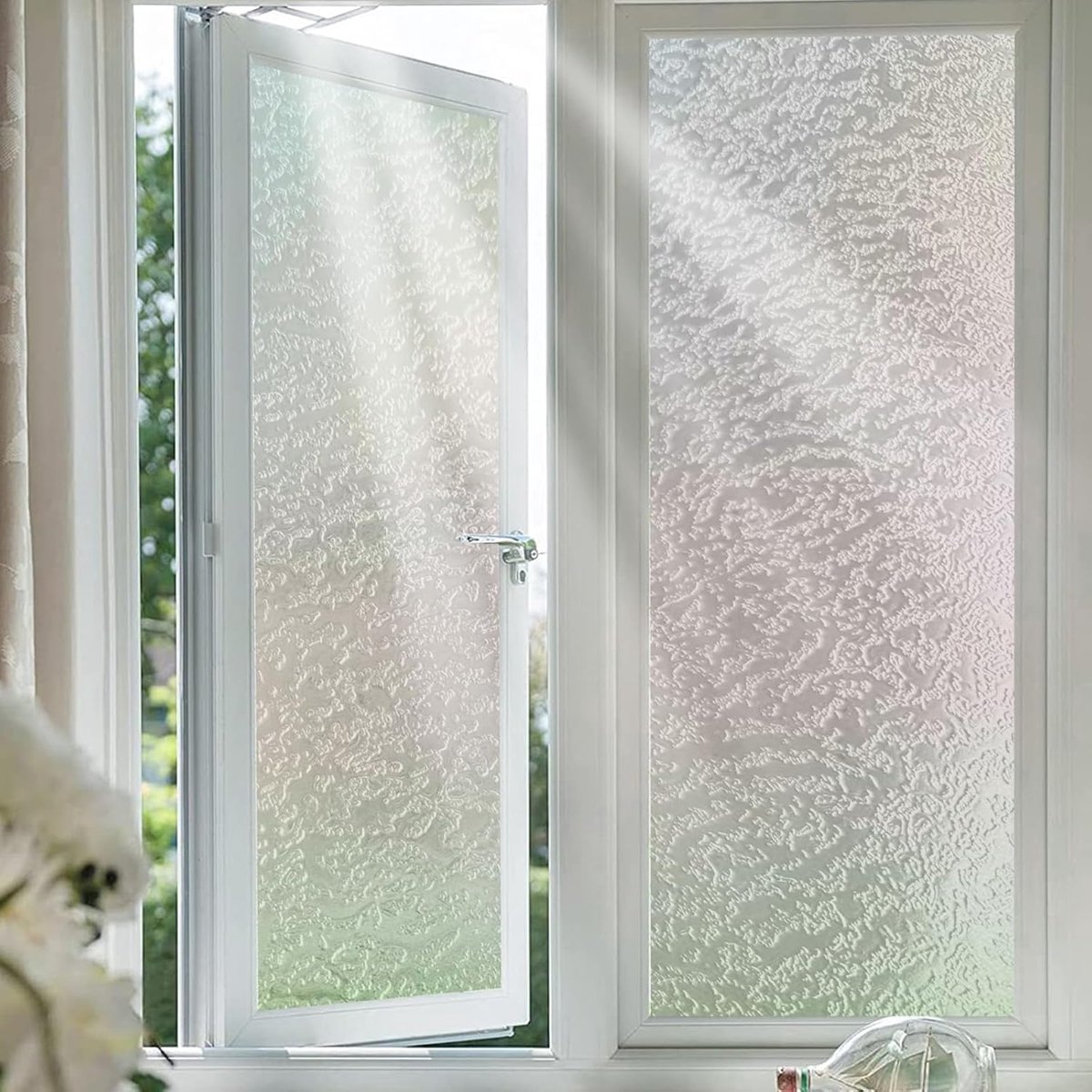 J089 Raamfolie, inkijkbescherming, zelfklevend, 90 x 400 cm, ondoorzichtig, zichtwerende folie, melkglasfolie, statisch hechtend, anti-uv, decoratieve folie, met retro watergolf, voor