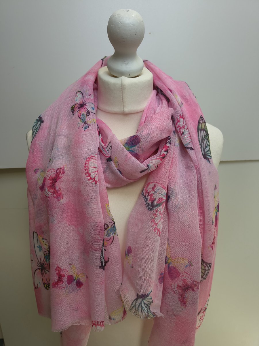 Lange dames sjaal Jerney-vlindermotief-fuchsia wit zwart geel roze groen blauw azalia