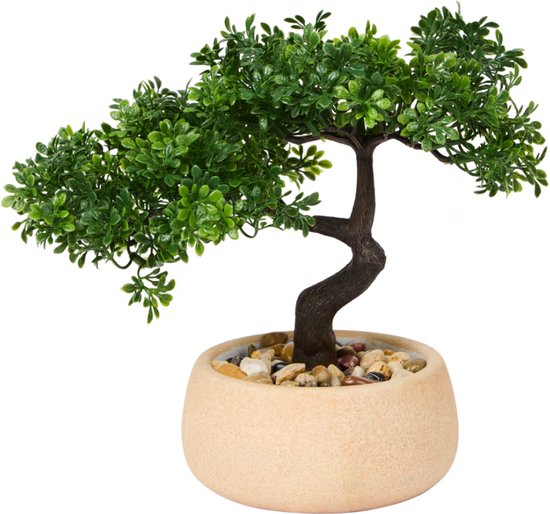 Bonsaï kunstplant met groene blaadjes in een crème pot, gevuld met sierstenen.