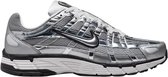 Nike P - Sneakers - Unisex - Metallic Silver