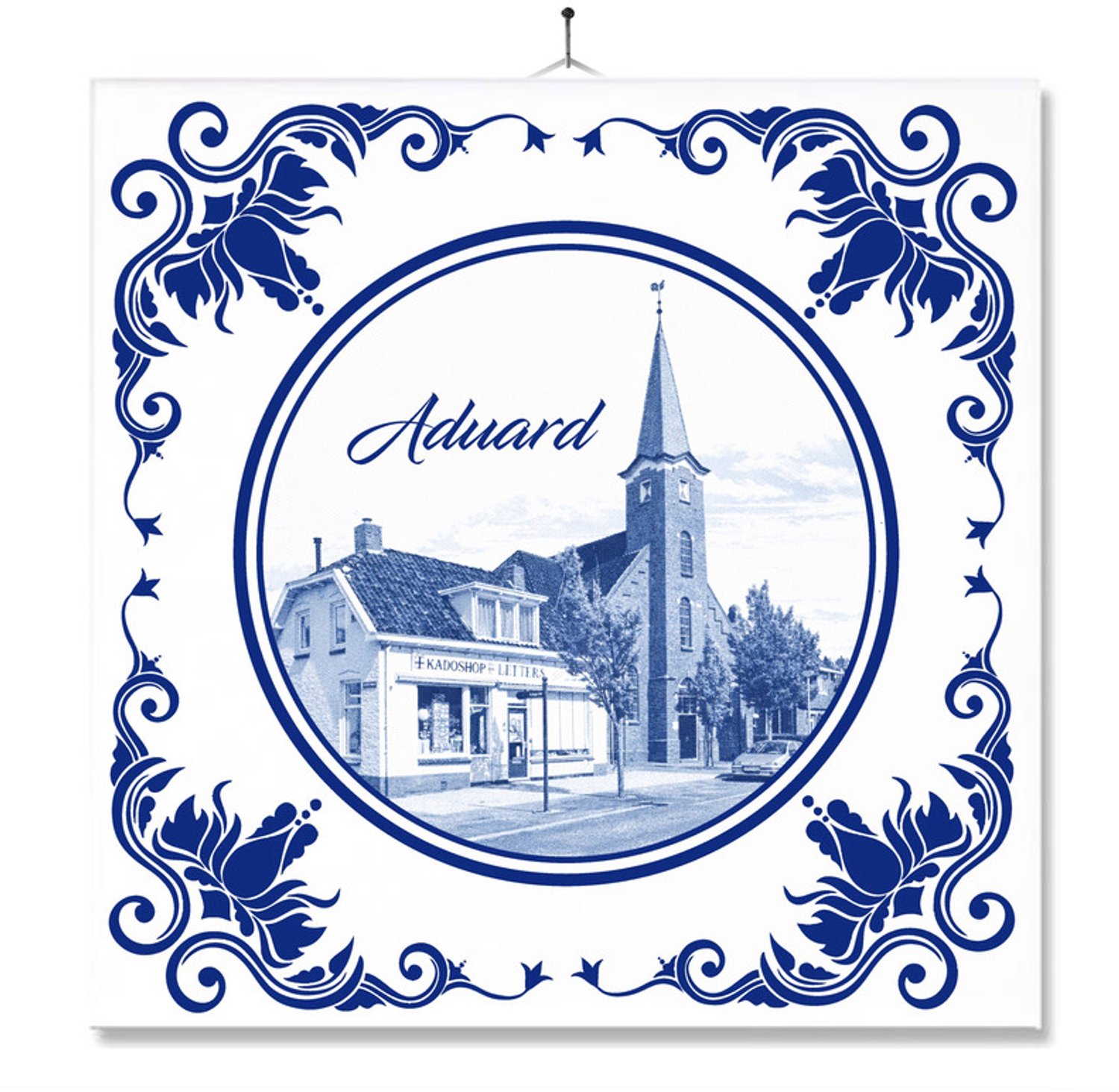 MC Living Tegel Met Opdruk | Aduard | Delft Blauw | Cadeau | Inclusief Geschenkdoos | Standaard | Ophangsysteem Multi-Color