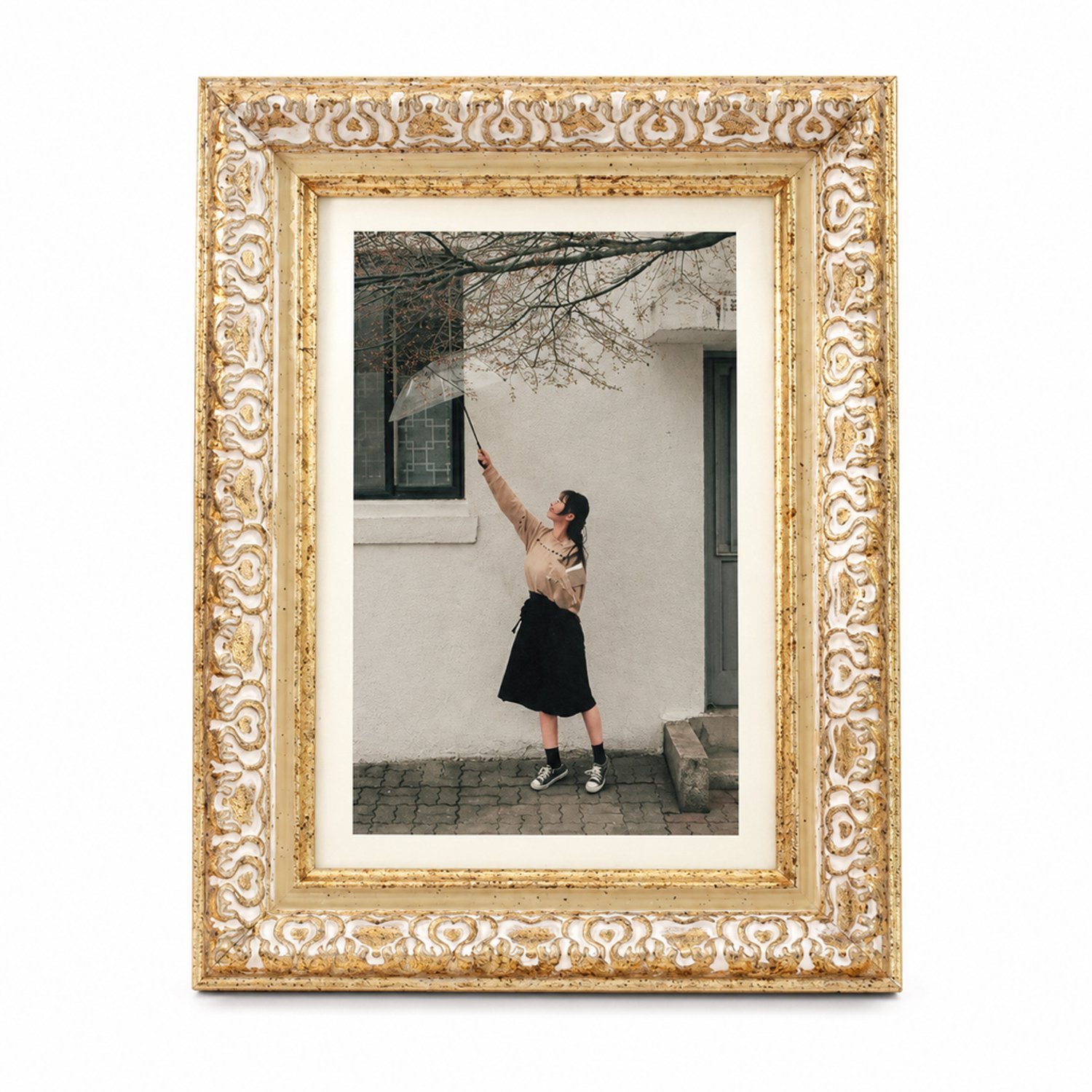 SWGOTA Antiekwitte 6 inch fotolijst van hars in Europees klassieke stijl, binnenmaat 10,1 × 15,1 cm Antiek wit