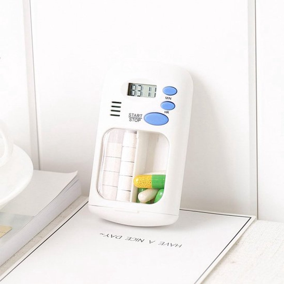 VT Goods - Medicijndoos - Draagbare Minipilhouder - Digitaal Alarm - 10 x 7 x 3 cm