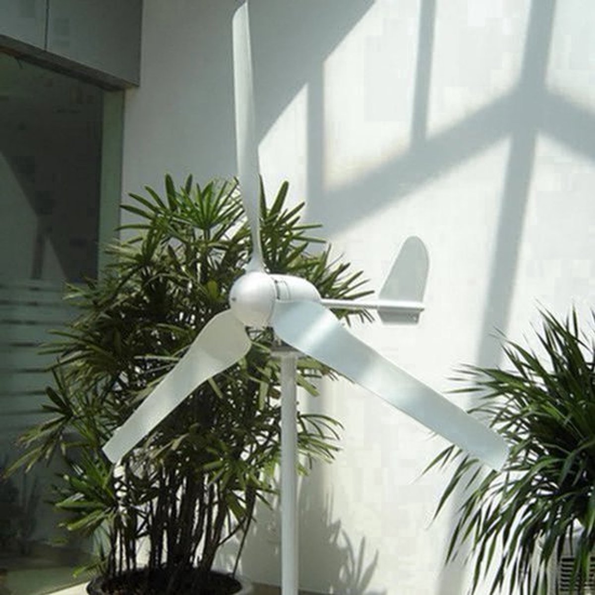 Windturbine - Windmolen - Windturbine Generator - Windenergie - 2000W - 12V - met MPPT Controlle - 3 Messen - Stille en Efficiënte Energieoplossing - Kleine - voor Thuisgebruik en Off Grid Systemen