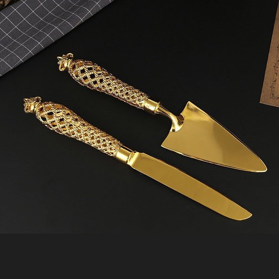Vintage Gouden Taartmes en Serveerset Elegante Gegraveerde Bruidstaartsnijder Serveerspatel Gebruiksvoorwerpen voor Verjaardag Jubileumfeest Zinklegering 11,6 Inch — afbeelding 2