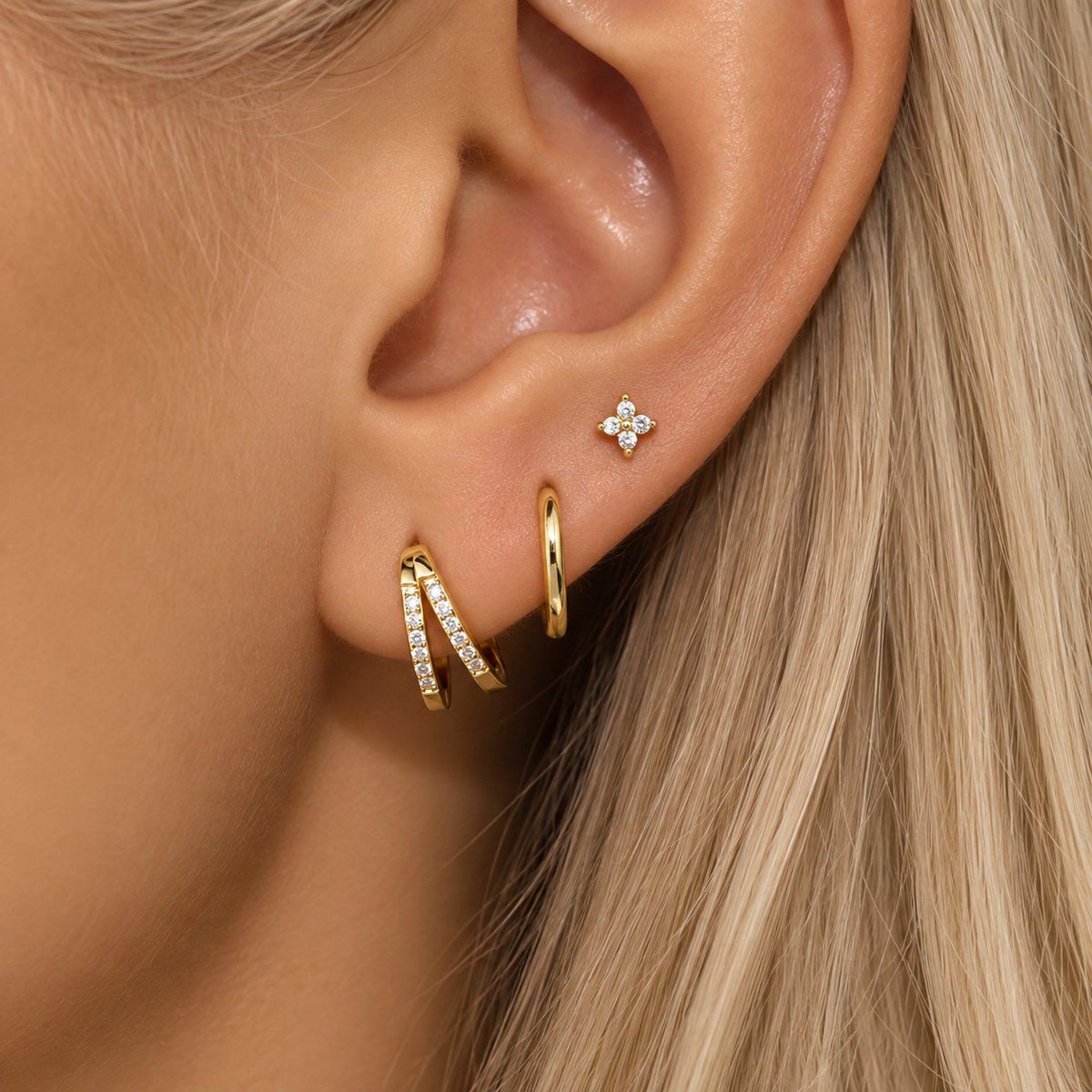 Oorbellen Set - 3 stuks - Kleur: Goud - Luxe Oorbellen - Incl. Cadeauverpakking - Oorhangers / Oorring / Oorknopjes - Hoge Kwaliteit RVS - Stainless Steel / Roestvrijstaal - Verkleurt Niet - Oorbellen Set - Oorbellen Vrouwen / Dames