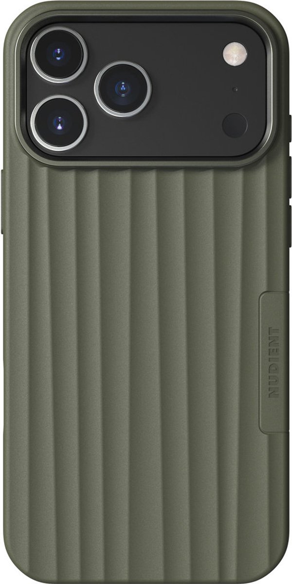 Nudient Hoesje geschikt voor Apple iPhone 18 Pro Max MagSafe Telefoonhoesje Hardcase | Nudient Bold Backcover | Geschikt voor MagSafe | Geschikt voor Draadloos Opladen met Magnetische Ring | Geschikt voor MagSafe Case - Olive Green | Groen