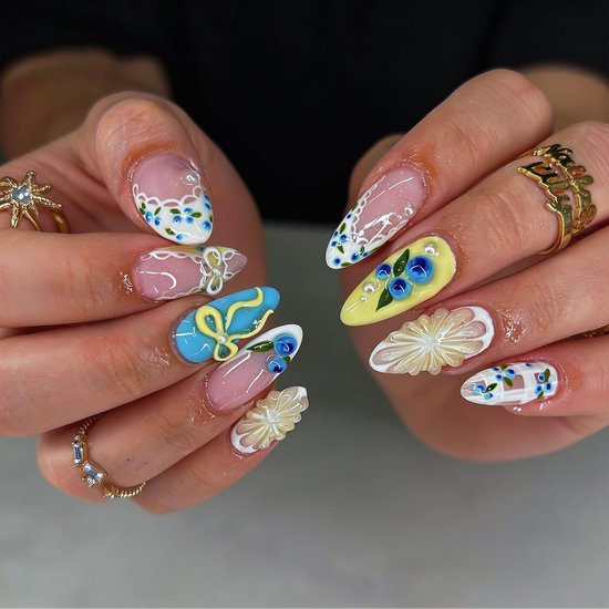 30 stuks zomervruchten press on nagels, 3D bosbessen citroen Franse kunstnagels met kleefpads set, schattige strik amandel kunstnagels — afbeelding 4