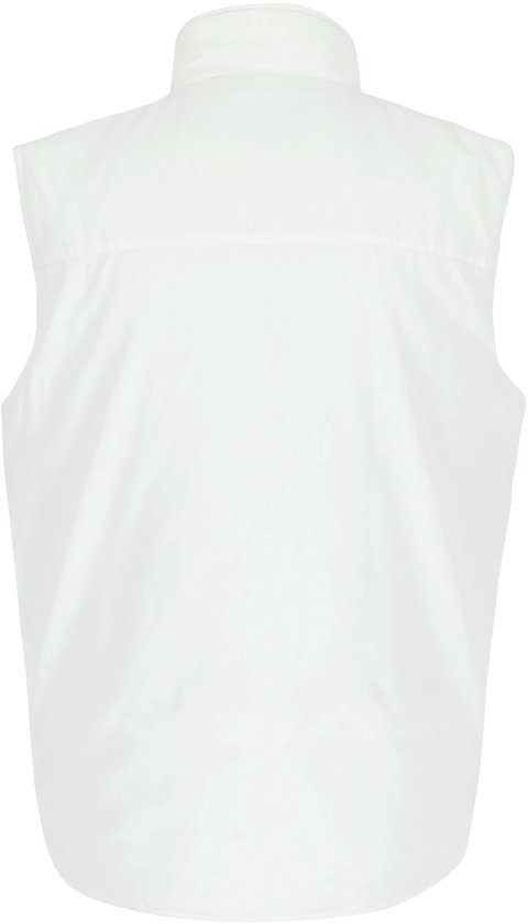 Witte bodywarmer, achterkant zichtbaar, hoge kraag, lange rug.