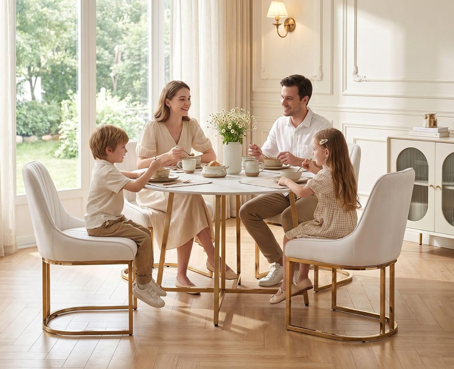Luxe Velvet Eetkamerstoelen Set van 2 – Zachte Gestoffeerde Stoelen met Metalen Poten, Wit, 53 x 47 x 79 cm