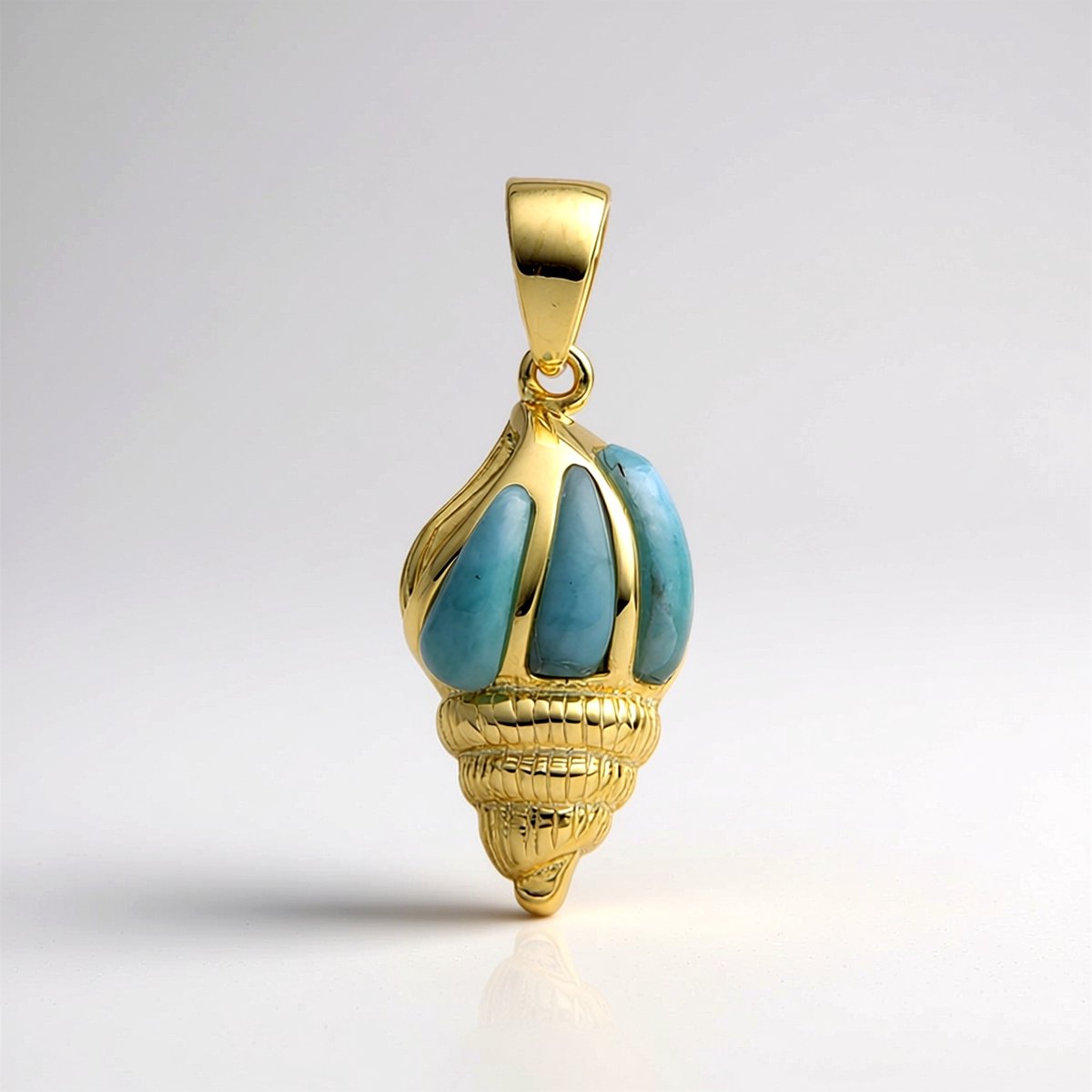 Cavill - Larimar Hanger 1,7 ct - 925 Sterling Zilver Verguld - Elegant Schelpdesign - Fancy Cabochon Edelsteen - Dominicaanse Republiek