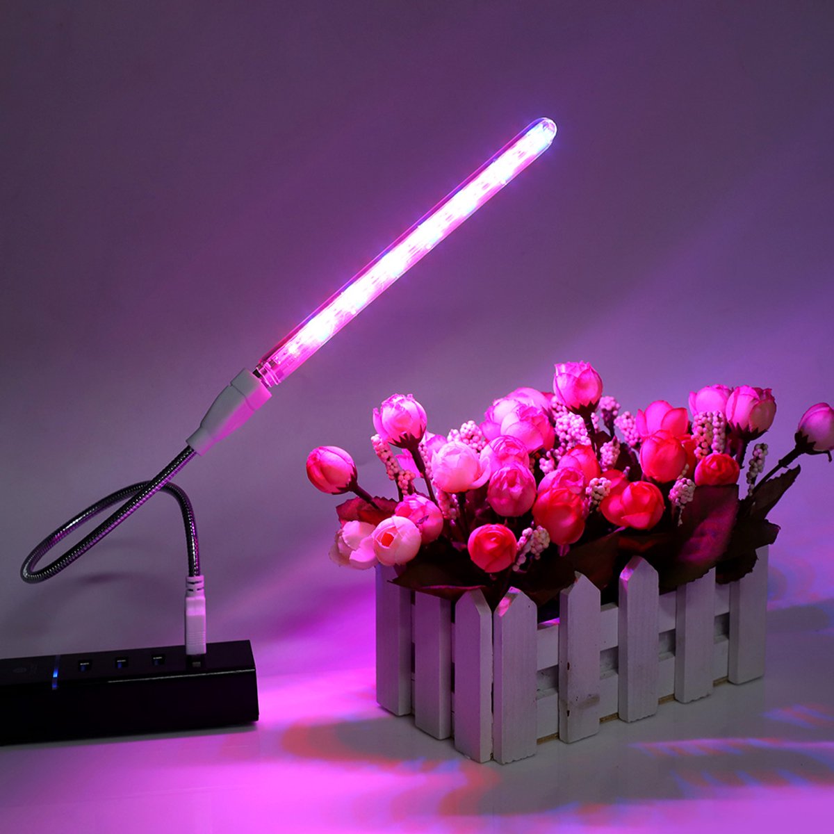 MUPOO Groeilampen voor Planten - 18 LED USB Kweeklampen met Rood-Blauw Licht - Plantenlampen voor Plantenrekken, Kruiden, Zaailingen en Kamerplanten - 18 cm - 4 Stuks