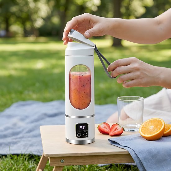 Draagbare Blender 450 ml - Oplaadbare Juicer voor Fruit en Smoothies - Elektrische Sapmaker met 1500 mAh Batterij - 7,4 V - 50 W - ABS en RVS 304 - Wit — afbeelding 5