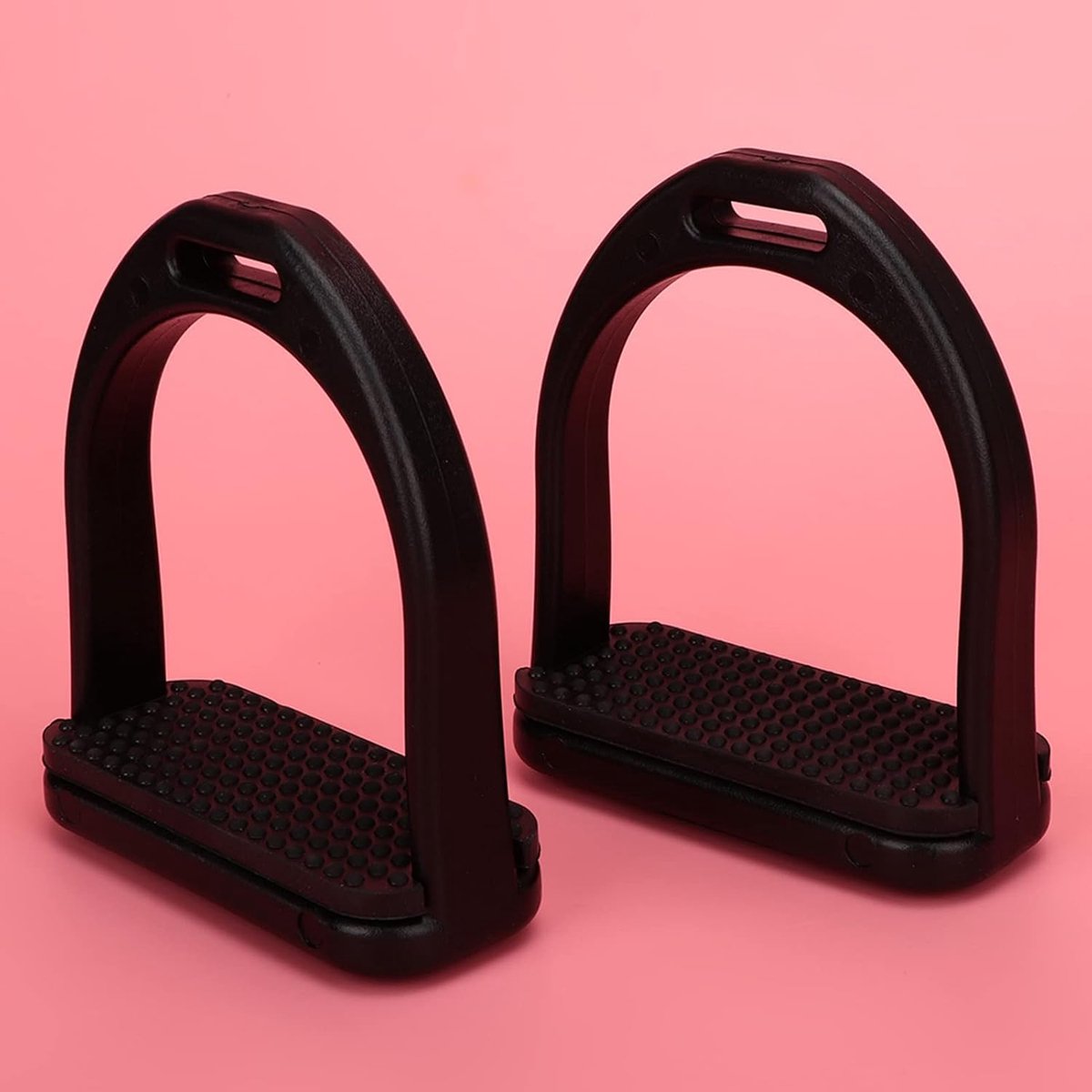 2 Stuks Hoog, met Zwarte Antislip Sterkte Kunststof Sterkte Kunststoffen Stijgbeugels Zwart Anti Rubberen Pad Paard Gereedschap Accessoires (S)