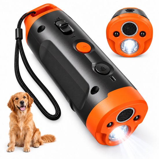 Zwart-oranje ultrasoon trainingsapparaat met polsbandje en LED-zaklamp, naast een golden retriever.