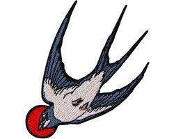 SnelShoppen - Geborduurde Patches The Flying Swallow - 7,5 x 8 cm - Strijk- of Naai Patches - 100% Geborduurd - Voor Kleding, Tassen, Decoratie