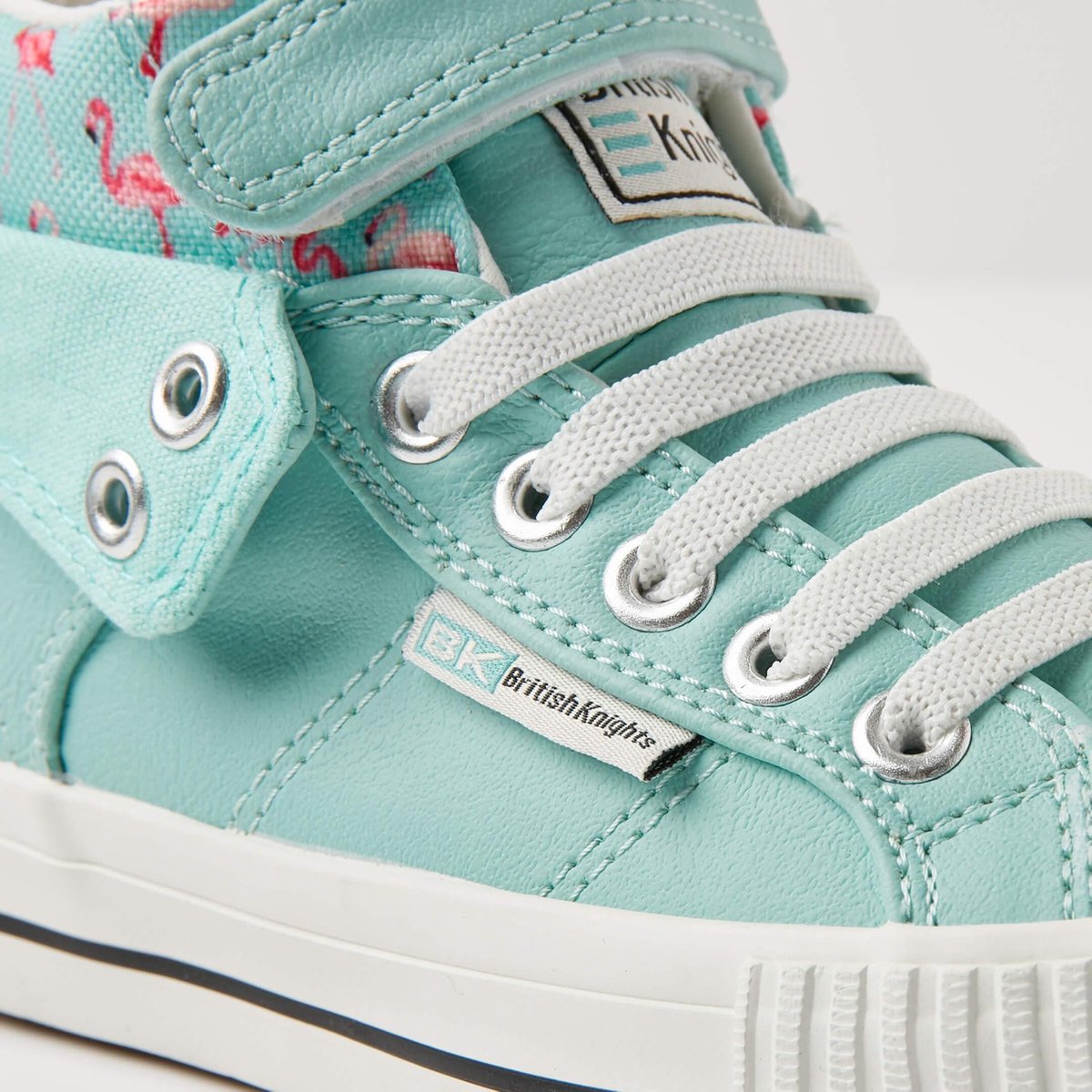 British Knights: Bekleidung und Accessoires - Schuhe, Hosen, Tops