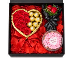 Nina's Giftshop® Valentijn Geschenkset - Chocolade Hart & Bonbons - Romantisch Cadeau voor Hem & Haar - Liefdescadeau