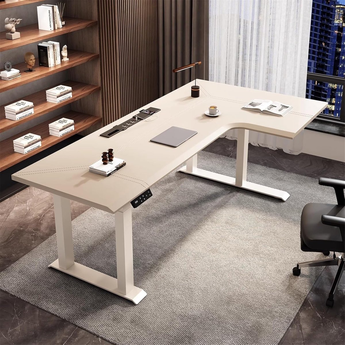 FlexCorner Pro L-Vormig Elektrisch Verstelbaar Bureau – Zit-Sta Hoekbureau met Stopcontacten & USB-poorten – Hoogteverstelbaar van 71-117 cm – Luxe Zadelleer Blad – Ergonomisch Bureau voor Thuis en Kantoor – Small Novihome