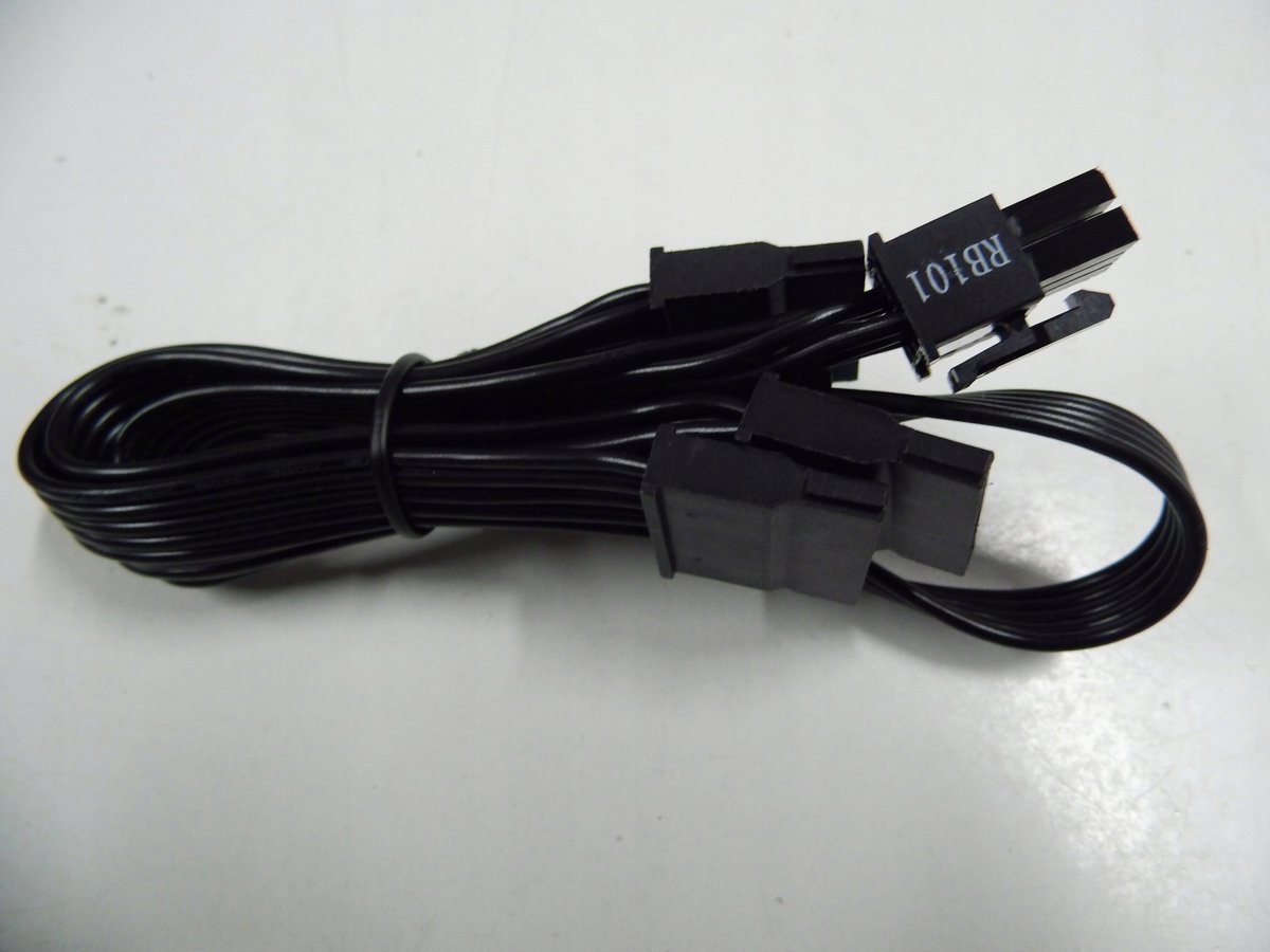 6-pins naar 4x 15-pins SATA-voedingskabel voor schijven