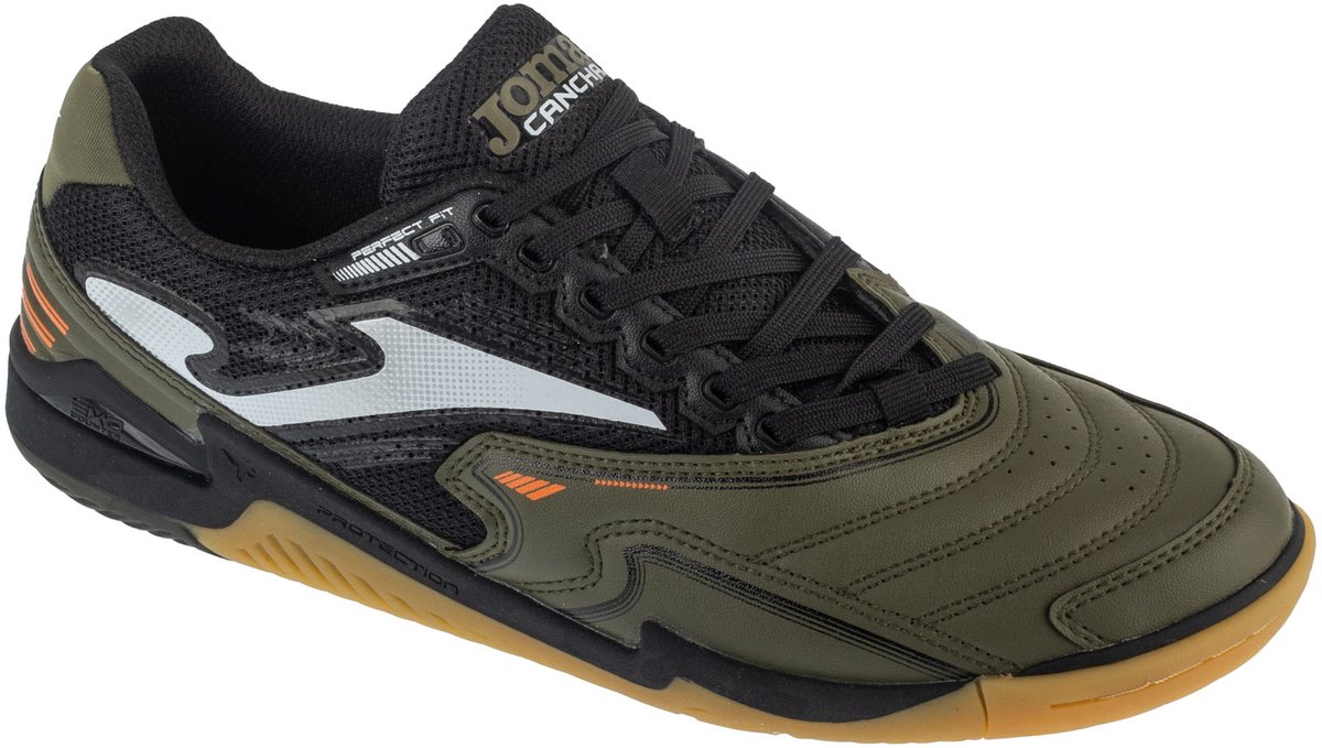 Groene Joma Cancha 25 CANW IN indoorschoenen voor mannen, maat 40,5, van synthetisch leder met zwarte accenten.