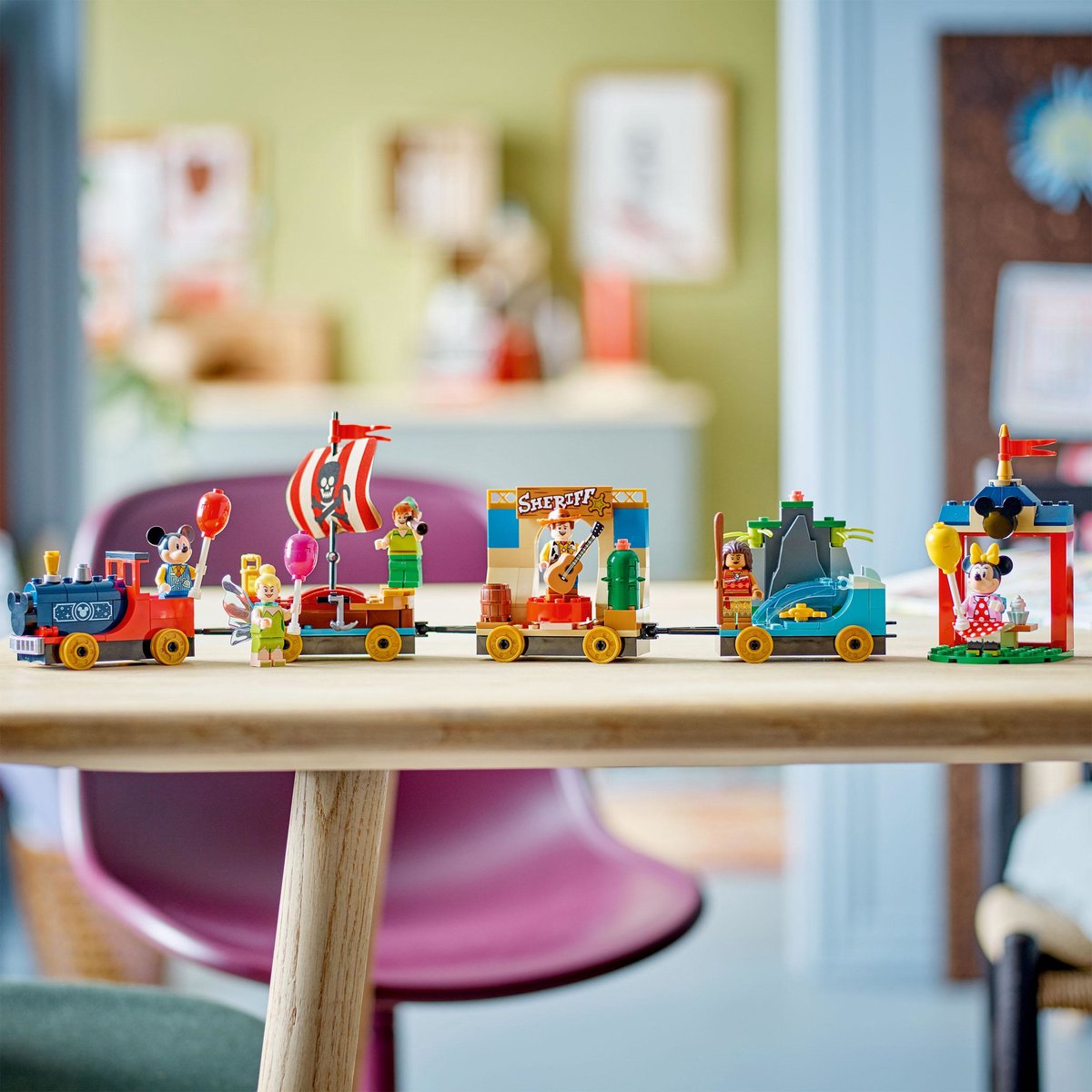 LEGO Disney: Disney Feesttrein Bouwbaar Trein Speelgoed 100e Verjaardag Set - 43212 — afbeelding 15