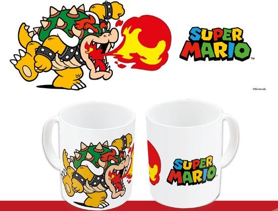 Mug blanc avec Bowser de Super Mario crachant du feu. Le logo Super Mario est aussi visible.