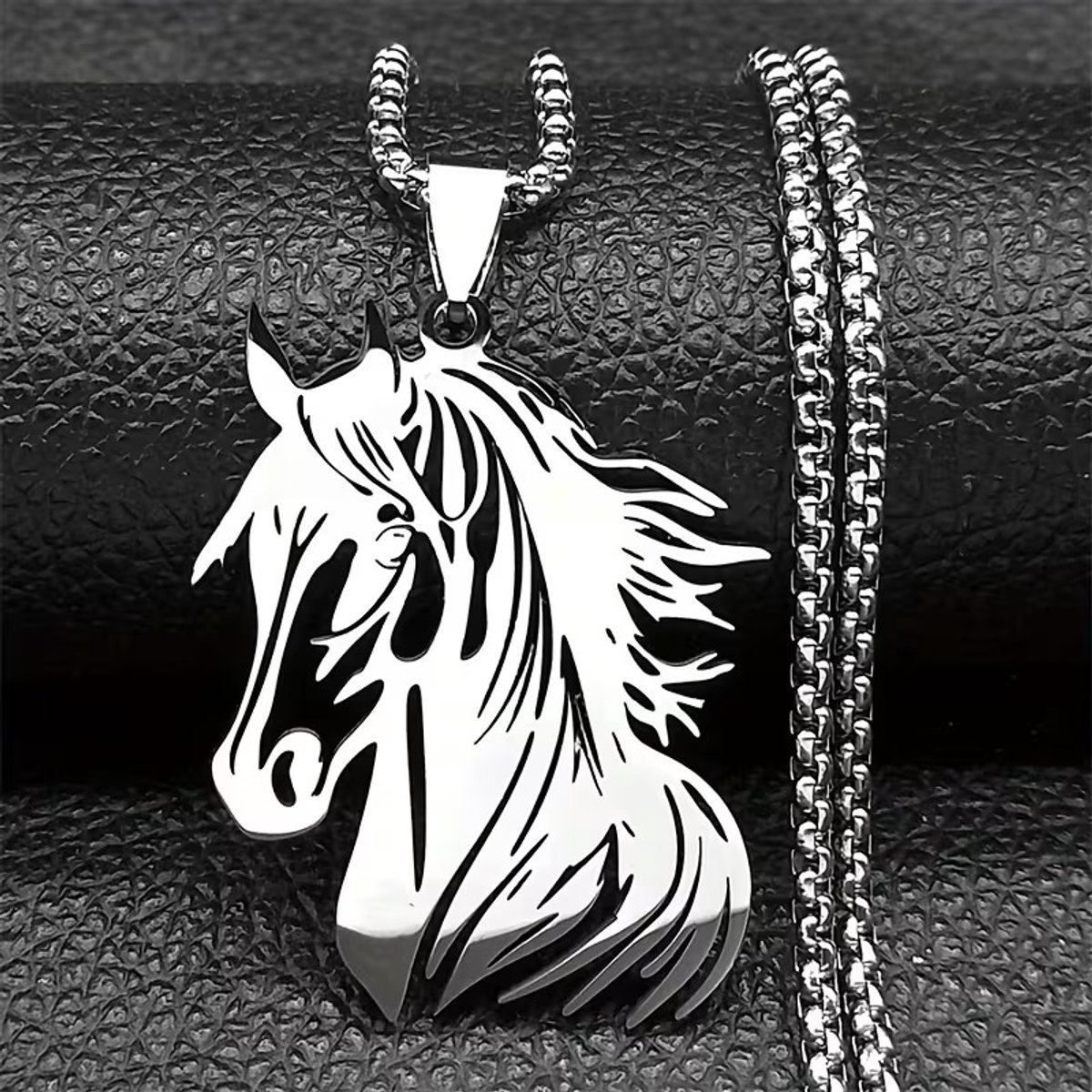 My Sweet Romance® - Paarden Ketting - Zilverkleurig met Paardenhoofd Hanger