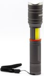 Grijze Nebo zaklamp met rode ring, COB-licht en polsband, staand.